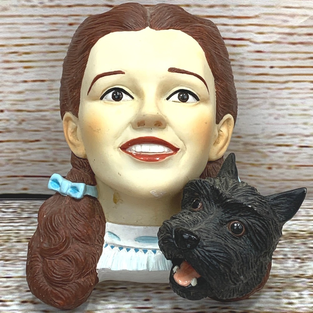 Wizard of Oz Dorothy & Toto The Costume Collection Figurine #830/5000